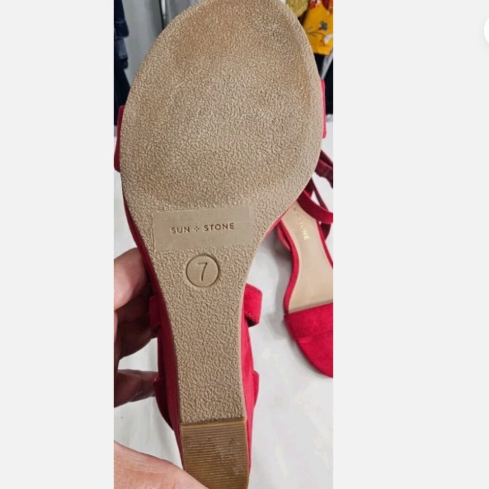 Sun + Stone Josie Red Suede Wedge Sandals Women’s Size 7M Ankle Strap - Picture 5 of 9